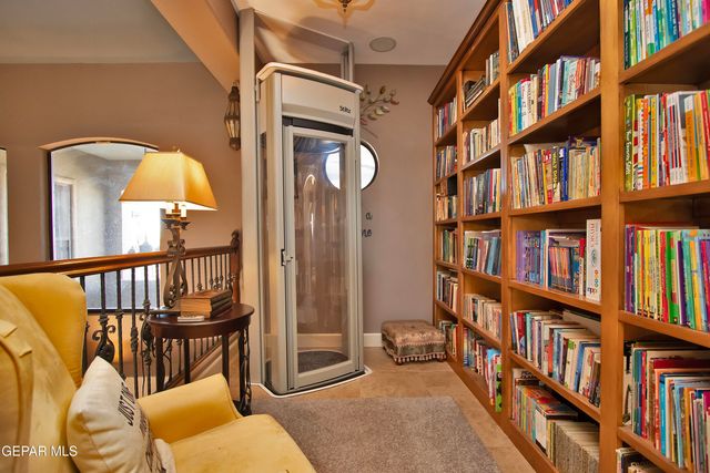 1119 Calle Parque Drive, El Paso, TX 79912