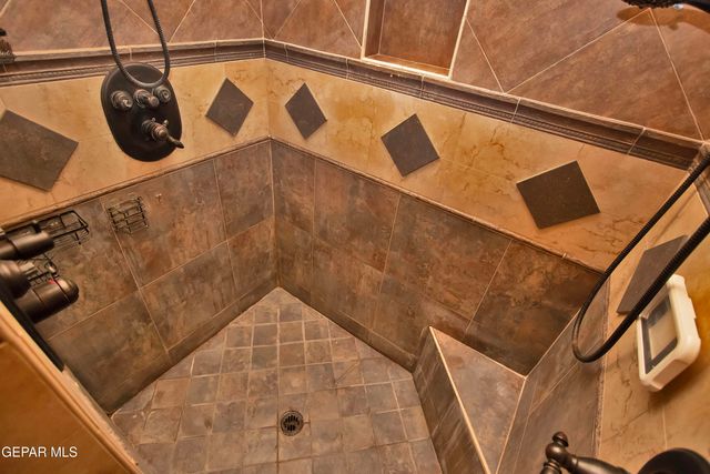 1119 Calle Parque Drive, El Paso, TX 79912