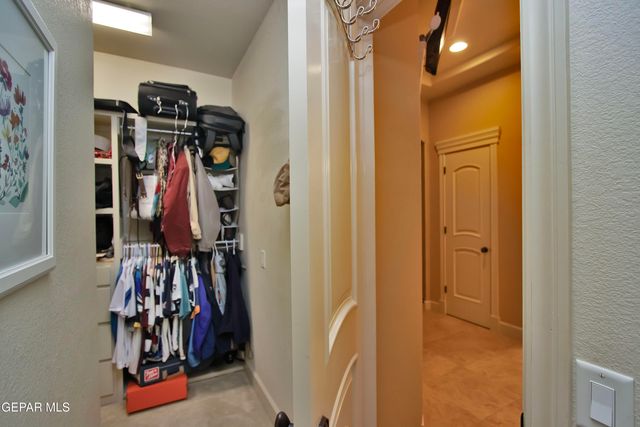 1119 Calle Parque Drive, El Paso, TX 79912