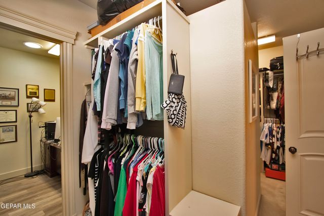 1119 Calle Parque Drive, El Paso, TX 79912