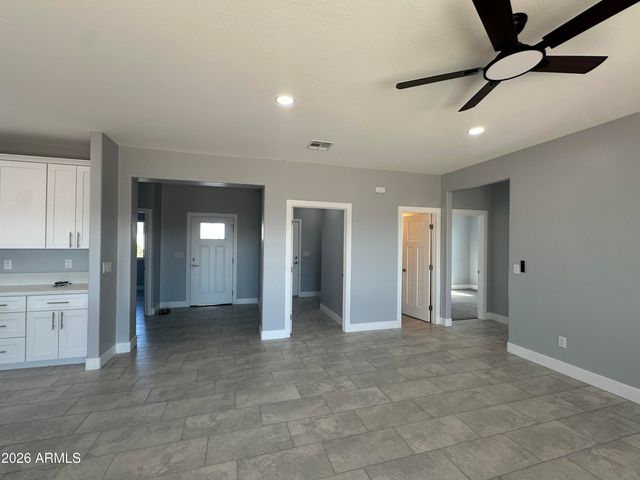 16030 S ELIZABETH Place, Arizona City, AZ 85123