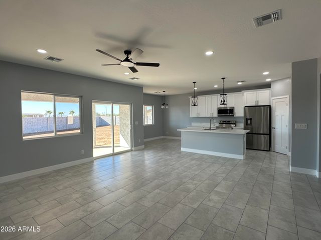 16030 S ELIZABETH Place, Arizona City, AZ 85123