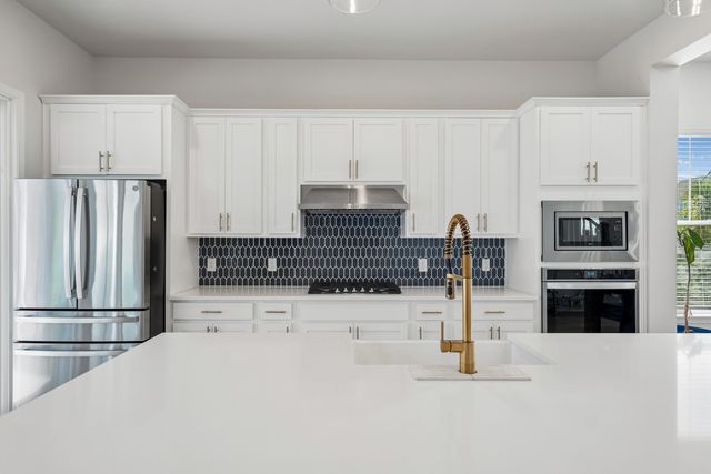 305 Eclipse Street, Summerville, SC 29486