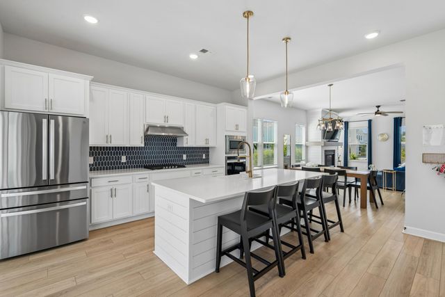305 Eclipse Street, Summerville, SC 29486