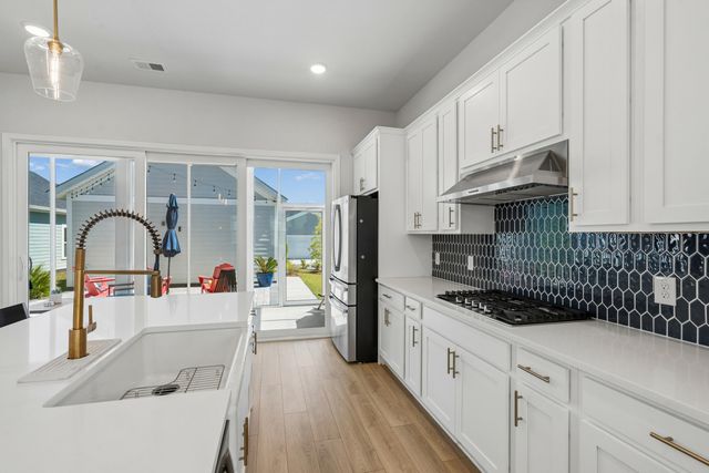305 Eclipse Street, Summerville, SC 29486