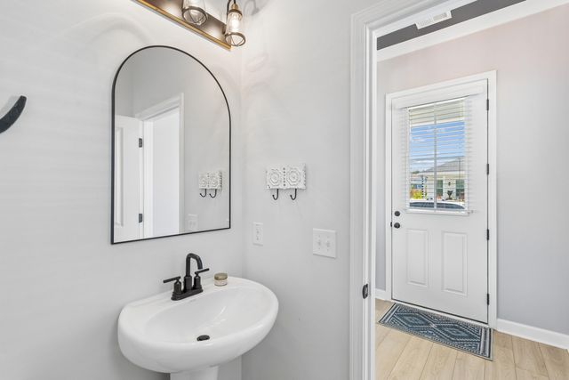 305 Eclipse Street, Summerville, SC 29486