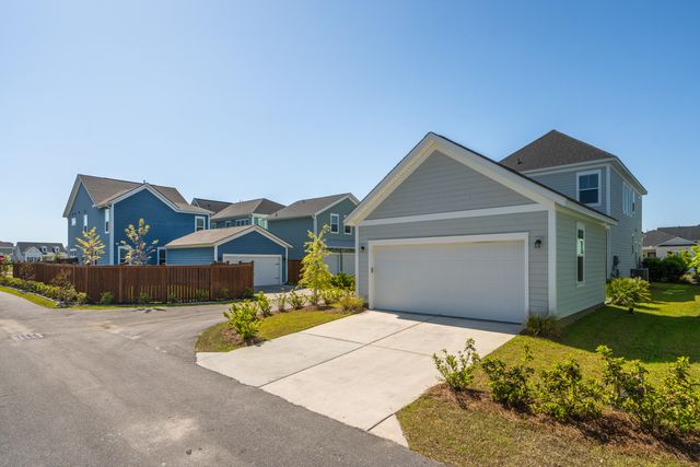 305 Eclipse Street, Summerville, SC 29486