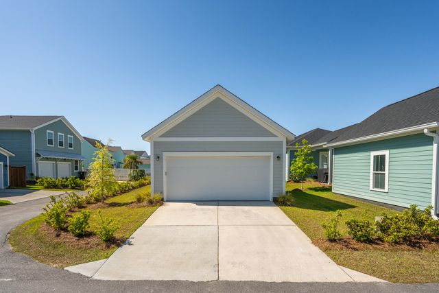 305 Eclipse Street, Summerville, SC 29486
