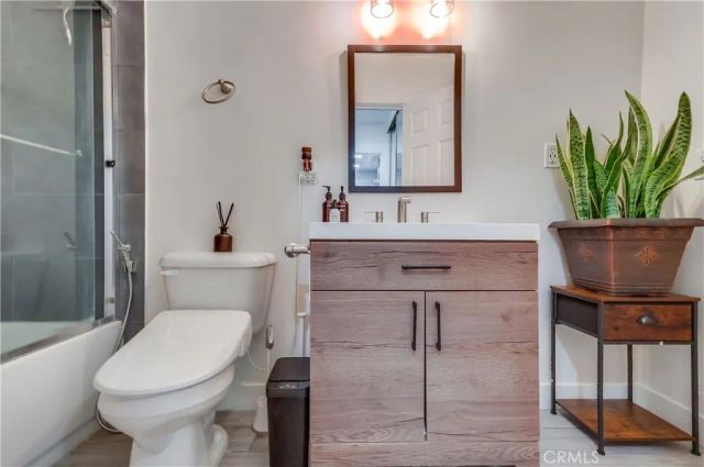 425 S Kenmore Avenue 306, Los Angeles, CA 90020