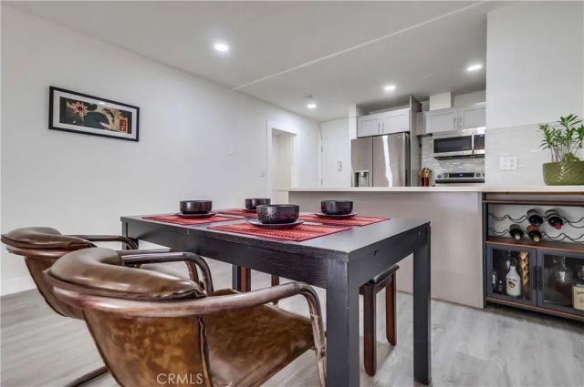 425 S Kenmore Avenue 306, Los Angeles, CA 90020