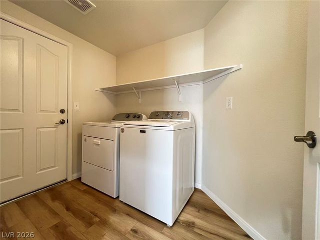 9924 Antelope Canyon Avenue, Las Vegas, NV 89147