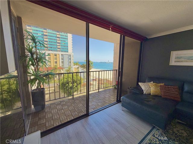 1750 E Ocean 404, Long Beach, CA 90802
