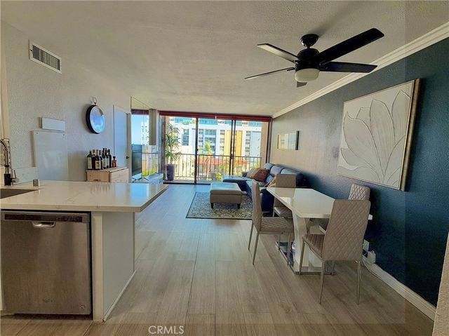 1750 E Ocean 404, Long Beach, CA 90802