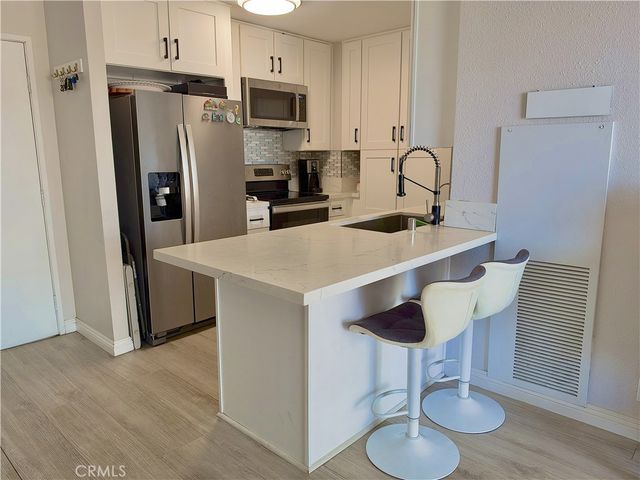 1750 E Ocean 404, Long Beach, CA 90802