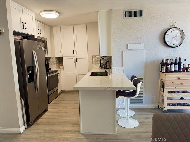 1750 E Ocean 404, Long Beach, CA 90802