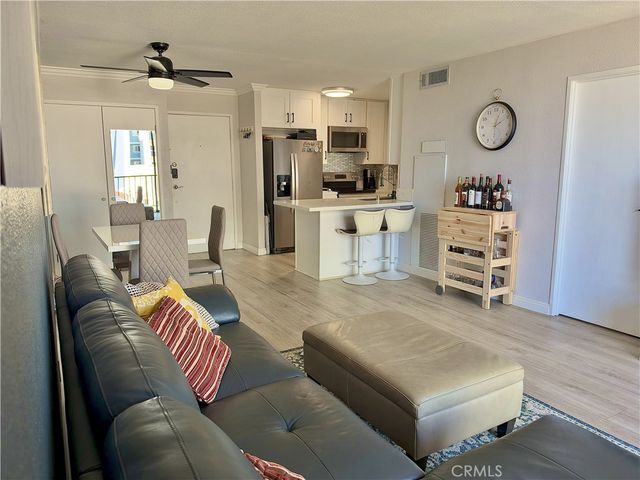 1750 E Ocean 404, Long Beach, CA 90802