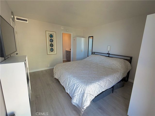 1750 E Ocean 404, Long Beach, CA 90802