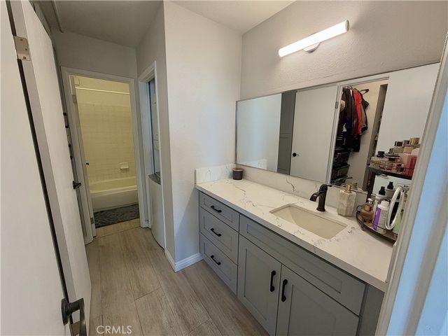 1750 E Ocean 404, Long Beach, CA 90802
