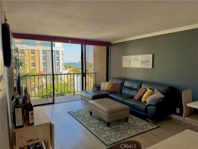 1750 E Ocean 404, Long Beach, CA 90802