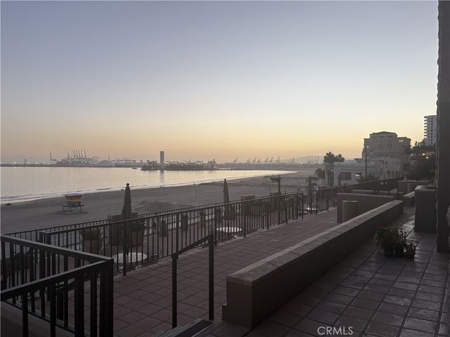 1750 E Ocean 404, Long Beach, CA 90802