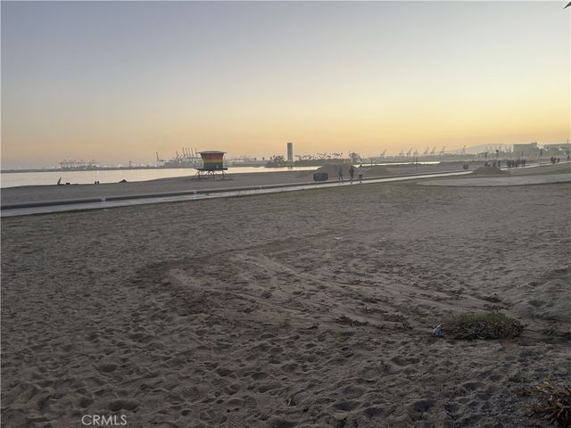 1750 E Ocean 404, Long Beach, CA 90802