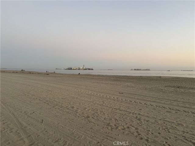 1750 E Ocean 404, Long Beach, CA 90802