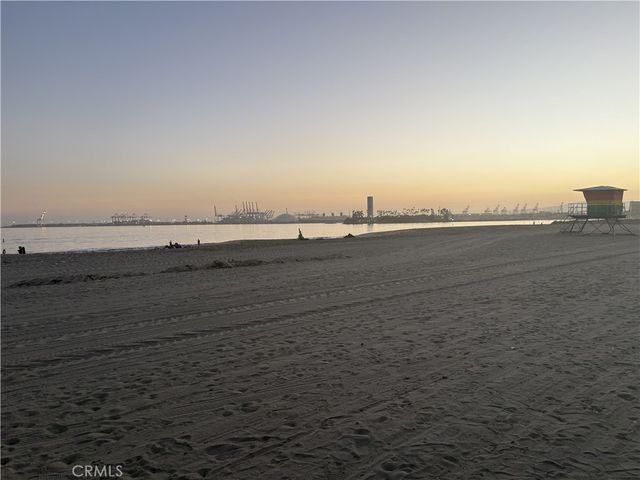 1750 E Ocean 404, Long Beach, CA 90802
