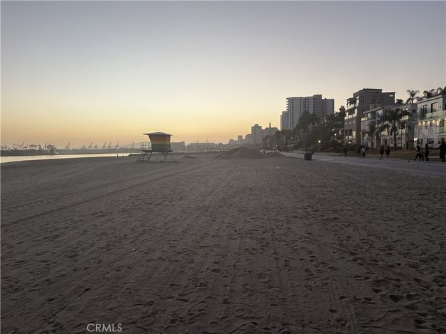 1750 E Ocean 404, Long Beach, CA 90802