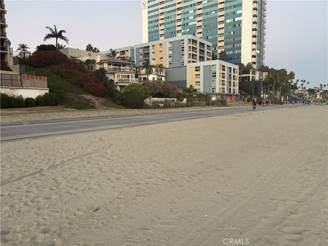 1750 E Ocean 404, Long Beach, CA 90802