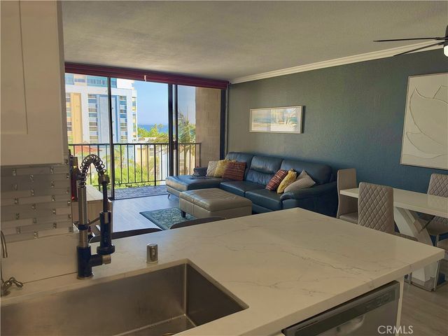 1750 E Ocean 404, Long Beach, CA 90802