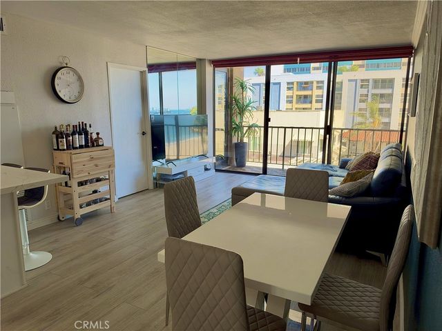 1750 E Ocean 404, Long Beach, CA 90802