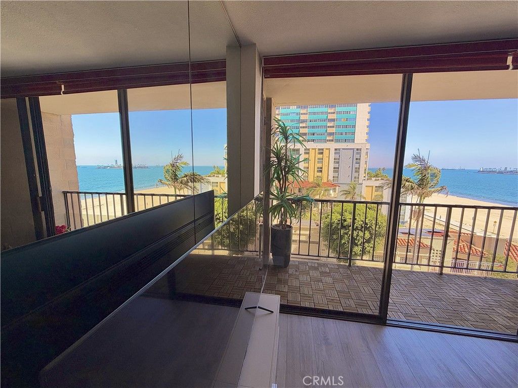 1750 E Ocean 404, Long Beach, CA 90802