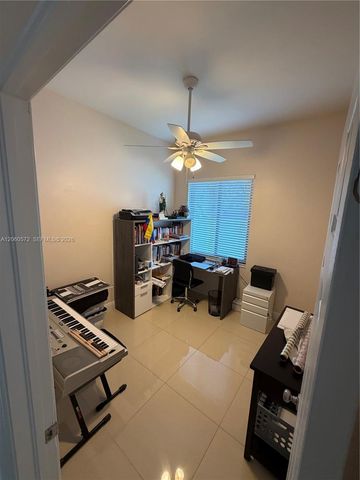 418 SW 19th Terrace, Cape Coral, FL 33991
