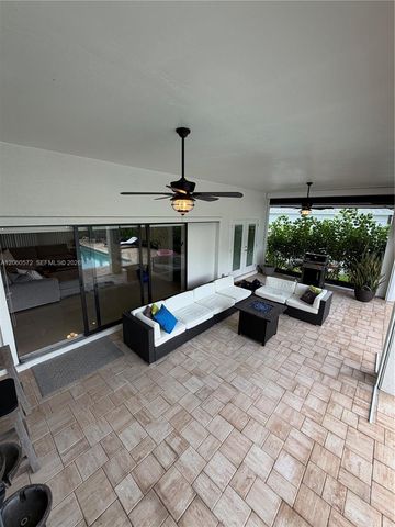 418 SW 19th Terrace, Cape Coral, FL 33991