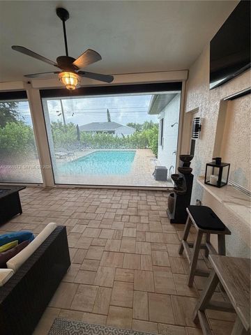418 SW 19th Terrace, Cape Coral, FL 33991