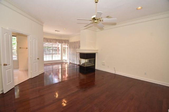 16 Treverstone Court, Sugar Land, TX 77479