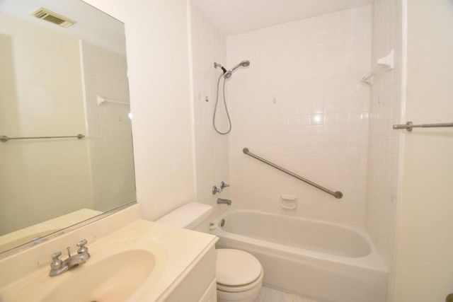 16 Treverstone Court, Sugar Land, TX 77479