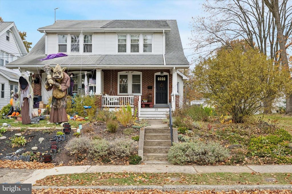 39 E 5TH ST, Lansdale, PA 19446