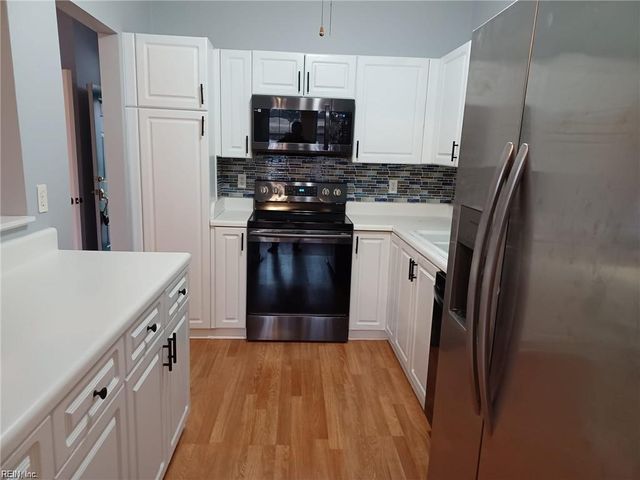 1332 Lake DR, Newport News, VA 23602