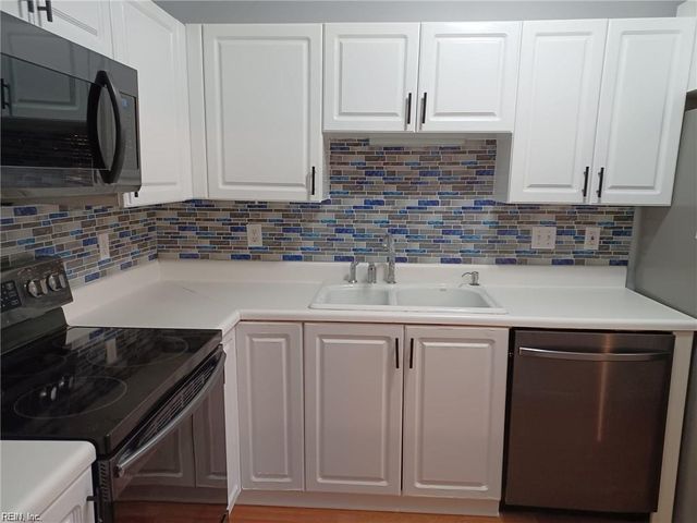 1332 Lake DR, Newport News, VA 23602