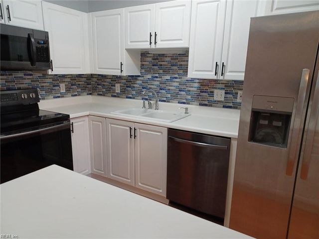 1332 Lake DR, Newport News, VA 23602