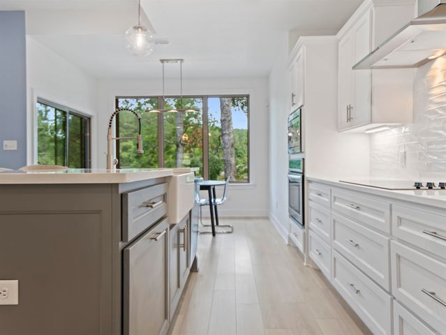 48 Panorama Dr., Hot Springs Village, AR 71909