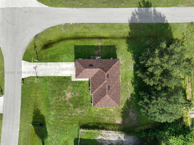 446 Windermere Drive, Lehigh Acres, FL 33972
