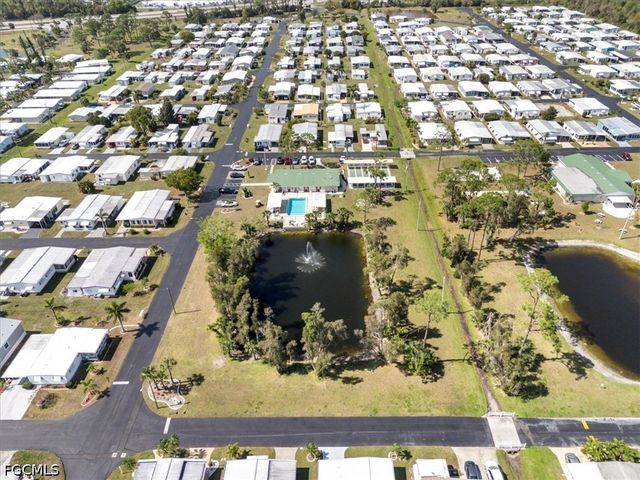 952 Days LN, North Fort Myers, FL 33917