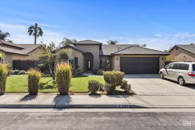 10901 Gustavo Court, Bakersfield, CA 93312