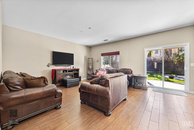 10901 Gustavo Court, Bakersfield, CA 93312