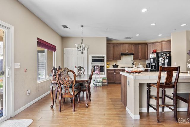 10901 Gustavo Court, Bakersfield, CA 93312