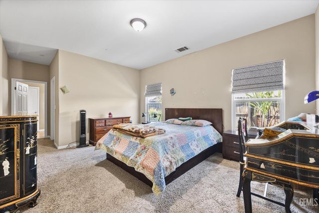 10901 Gustavo Court, Bakersfield, CA 93312