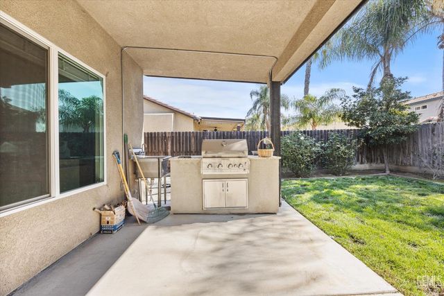 10901 Gustavo Court, Bakersfield, CA 93312