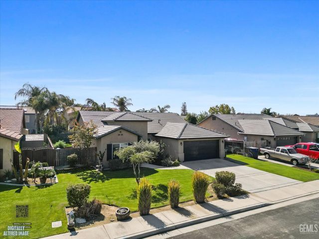 10901 Gustavo Court, Bakersfield, CA 93312